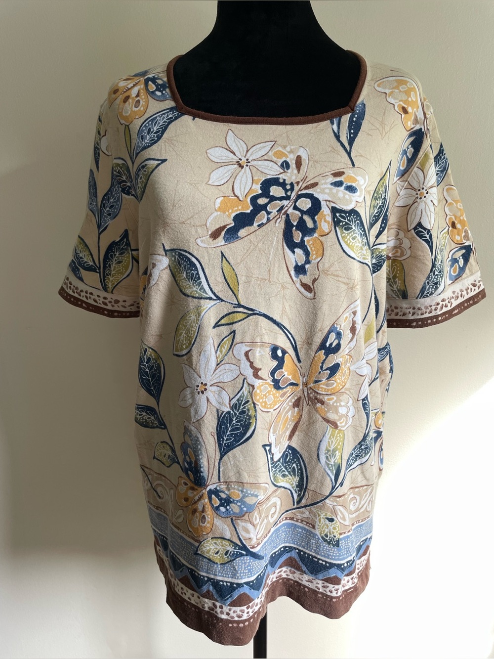 Alfred Dunner Butterfly Floral Print Cotton Blend Top Size M Square Neck